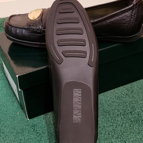 Sold - LAUREN RALPH LAUREN LOAFERS - Picture 4 of 5
